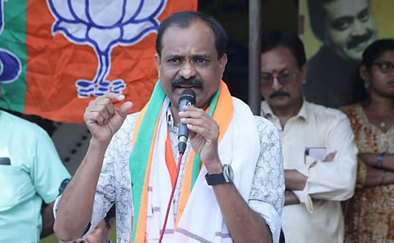 പോലീസ് അതിക്രമം: വട്ടിയൂർക്കാവ് സിഐക്കെതിരെ നടപടി വേണമെന്ന് മേയർ; വനിതാ പ്രവർത്തകയെ പോലീസുകാരൻ കടിച്ചതായും പരാതി