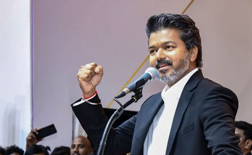 മന്ത്രിസഭയിൽ ചേരാൻ സഖ്യകക്ഷികളോട് ടിവികെ; ഇടതു പാർട്ടികൾ പുറത്തുനിന്ന് പിന്തുണയ്ക്കും