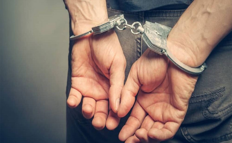 പാക് സ്വദേശിയുമായി വാട്സ്ആപ്പ് ചാറ്റ്; ബേപ്പൂർ ഹാർബറിൽ സംശയാസ്പദ സാഹചര്യത്തിൽ യുവാവ് പിടിയിൽ