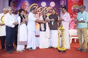 ഹൃദയ സരസ്സിലെ പ്രണയ പുഷ്പത്തിന് കണ്ണൂരിന്റെ ആദരം