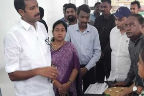 മന്ത്രി അനൂപ് ജേക്കബും സംഘവും ആന്ധ്ര ഭക്ഷ്യമന്ത്രിയുമായി  ചര്‍ച്ച നടത്തി .പൊതുവിതരണ, നെല്ല്‌സംഭരണത്തില്‍ മികച്ച മാതൃകകള്‍ വിലയിരുത്തി മന്ത്രി അനൂപ് ജേക്കബ് 
