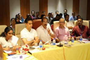 വൈദ്യുതി വിതരണത്തിലെ പ്രയാസങ്ങൾ പരിഹരിക്കാൻ ജനപ്രതിനിധികളും ഉദ്യോഗസ്ഥരും ഒന്നിച്ച് പ്രവർത്തിക്കണം മന്ത്രി