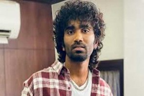 തമിഴിൽ തുടർന്ന്  4 സൂപ്പർഹിറ്റ് ചിത്രങ്ങൾ നൽകിയ പ്രദീപ് രംഗനാഥൻ തെലുങ്കിലേക്ക്.