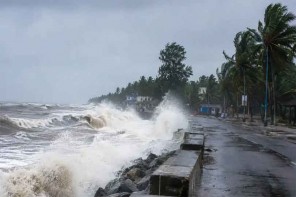 കേരളത്തിൽ അതിതീവ്ര മഴ മുന്നറിയിപ്പ്; 5 ജില്ലകളിൽ റെഡ് അലർട്ട്, ജാഗ്രതാ നിർദേശങ്ങൾ പുറപ്പെടുവിച്ചു