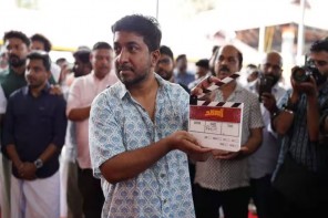 വിനീത് ശ്രീനിവാസന്റെ ചടങ്ങ് ചിത്രീകരണം വണ്ടൂരിൽ പുരോഗമിക്കുന്നു; നായിക മീനാക്ഷി മാധവൻ