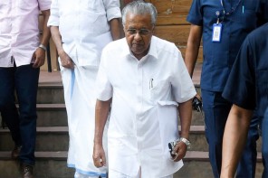 സിഎംആർഎൽ–എക്സാലോജിക് കേസ്: എഫ്ഐആർ ഉത്തരവിന് സ്റ്റേ ഇല്ല; അപ്പീൽ പരിഗണിക്കുന്നത് മാറ്റിവച്ചു