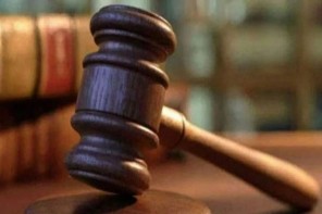 കസ്റ്റഡി മർദ്ദനം ഔദ്യോഗിക ഡ്യൂട്ടിയല്ല; പൊലീസുകാരെ വിചാരണ ചെയ്യാൻ അനുമതി ആവശ്യമില്ലെന്ന് ബോംബെ ഹൈക്കോടതി