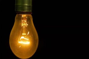 ​കെ.എസ്.ഇ.ബിക്ക് ഷോക്ക്: ഉപഭോഗം റെക്കോർഡിൽ, സംസ്ഥാനത്ത് രാത്രികാല പവർക്കട്ട്