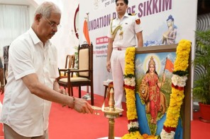ചാൻസലർ പദവി ഭരണഘടനാ ദത്തമല്ലെങ്കിൽ എന്തിനിത്ര വാശി?
