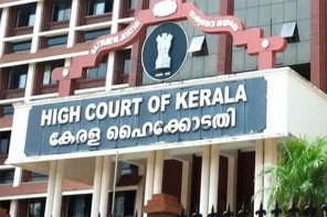 വിഴിഞ്ഞം തീരശോഷണം: വിദഗ്ധസമിതി രൂപീകരിച്ച ഉത്തരവ് ഹൈക്കോടതി റദ്ദാക്കി; സ്വതന്ത്രസമിതി രൂപീകരിക്കാൻ നിർദേശം