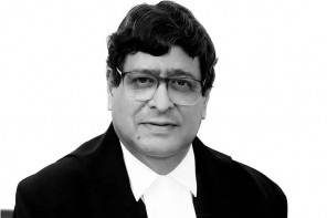 ​മനുഷ്യവിസർജ്യങ്ങൾ കോരുന്ന ദുരവസ്ഥ തുടരുന്നത് ദേശീയ ലജ്ജ: മുൻ സുപ്രീം കോടതി ജസ്റ്റിസ് സുധാൻഷു ധുലിയ