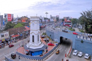 ​കൊല്ലം ആരുടെ കയ്യിലിരിക്കും? മെയ് 4-ന് വിധി; ജില്ലയിൽ ഇഞ്ചോടിഞ്ച് പോരാട്ടം