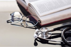 NEET-SS: ഇൻ-സർവീസ് ഡോക്ടർമാർക്ക് കട്ട്-ഓഫ് മാർക്ക് കുറയ്ക്കണം; തമിഴ്‌നാടിന് സുപ്രീം കോടതി നോട്ടീസ്