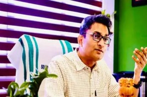 സസ്‌പെൻഷൻ കളക്ടർ ബ്രോ; ഒന്ന് തീരും മുൻപേ അടുത്തത്, സർക്കാരിനെ ചൊടിപ്പിച്ച് പുസ്തക പ്രകാശനം