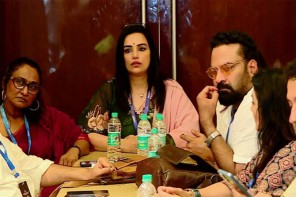 അമ്മയിൽ അപ്രതീക്ഷിത പ്രതിസന്ധി; പ്രസിഡന്റടക്കം മുഴുവൻ ഭരണസമിതിയും രാജിവെച്ചു