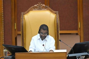 കീഴ്വഴക്കങ്ങൾ ഒഴിവാക്കി; നിയമസഭയിൽ ചോദ്യവുമായി സ്പീക്കർ 