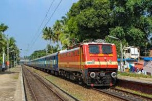 ട്രെയിൻ യാത്രക്കാരുടെ ദീർഘകാല ആവശ്യം യാഥാർത്ഥ്യമാകുന്നു; വഞ്ചിനാടിന് പേട്ടയിൽ സ്റ്റോപ്പ് അനുവദിച്ചു 