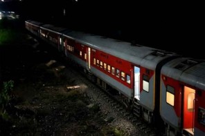പാറശാലയിൽ ട്രെയിൻ പാളം തെറ്റി; ട്രെയിൻ ഗതാഗതം തടസ്സപ്പെട്ടു; നിരവധി ട്രെയിനുകൾ വൈകും 