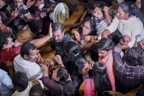 ജനാധിപത്യത്തിന്റെ മാരക സൗന്ദര്യം