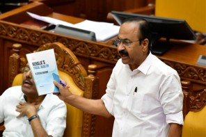 കേരളത്തിന്റെ സാമ്പത്തിക ആരോഗ്യവും രാഷ്ട്രീയ ഭാവിയും: 2026-ലെ ധവളപത്രത്തിന്റെ രാഷ്ട്രീയ വിലയിരുത്തൽ