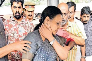 മന്ത്രിയുടെ മൊഴിയിൽ വധശ്രമമില്ല; കെഎസ്‌യു പ്രവർത്തകർക്കെതിരെ കള്ളക്കേസ് എടുത്ത പോലീസിനെതിരെ നിയമനടപടിക്ക് വഴിയൊരുങ്ങുന്നു